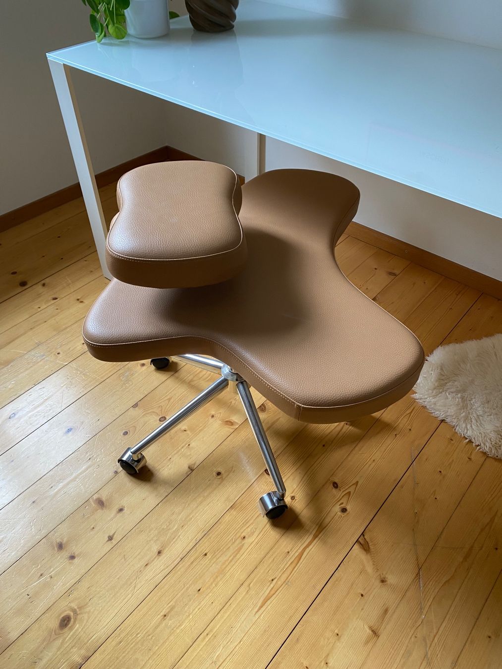Sedie: Yogi Seat Dragonfly Chair – Usato da Solothurn venduto da ForeverJune 1