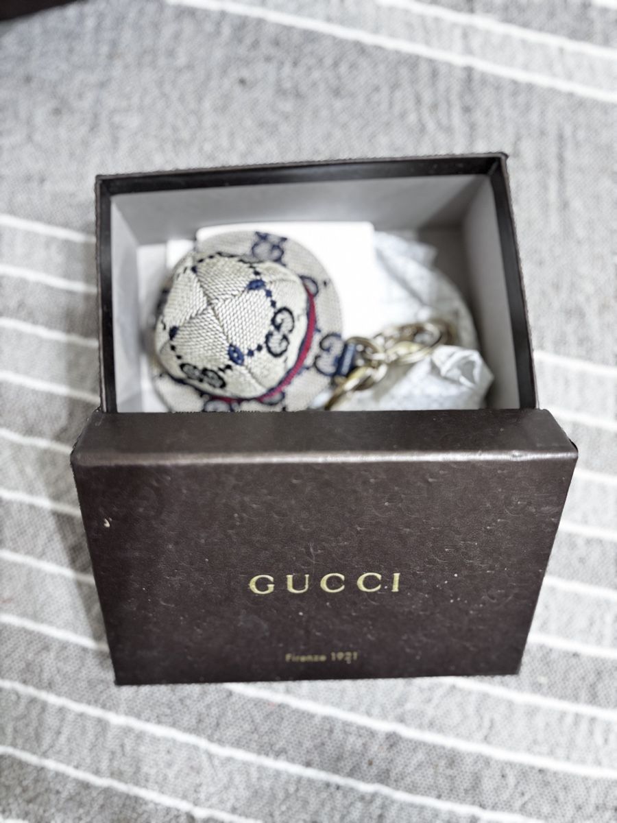 Gucci Portachiavi: Portachiavi Gucci – Nuovo (secondo la descrizione) da Paradiso venduto da fio_mhn6