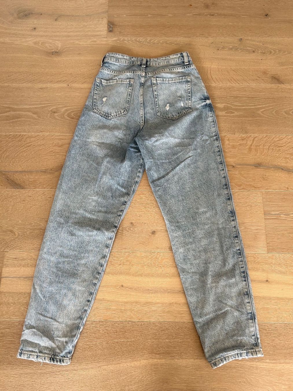 Tally Weijl Pantaloni: Hellblaue Balloon-Jeans Grösse 34 – Usato da Niederhelfenschwil venduto da aur_ms6f 3