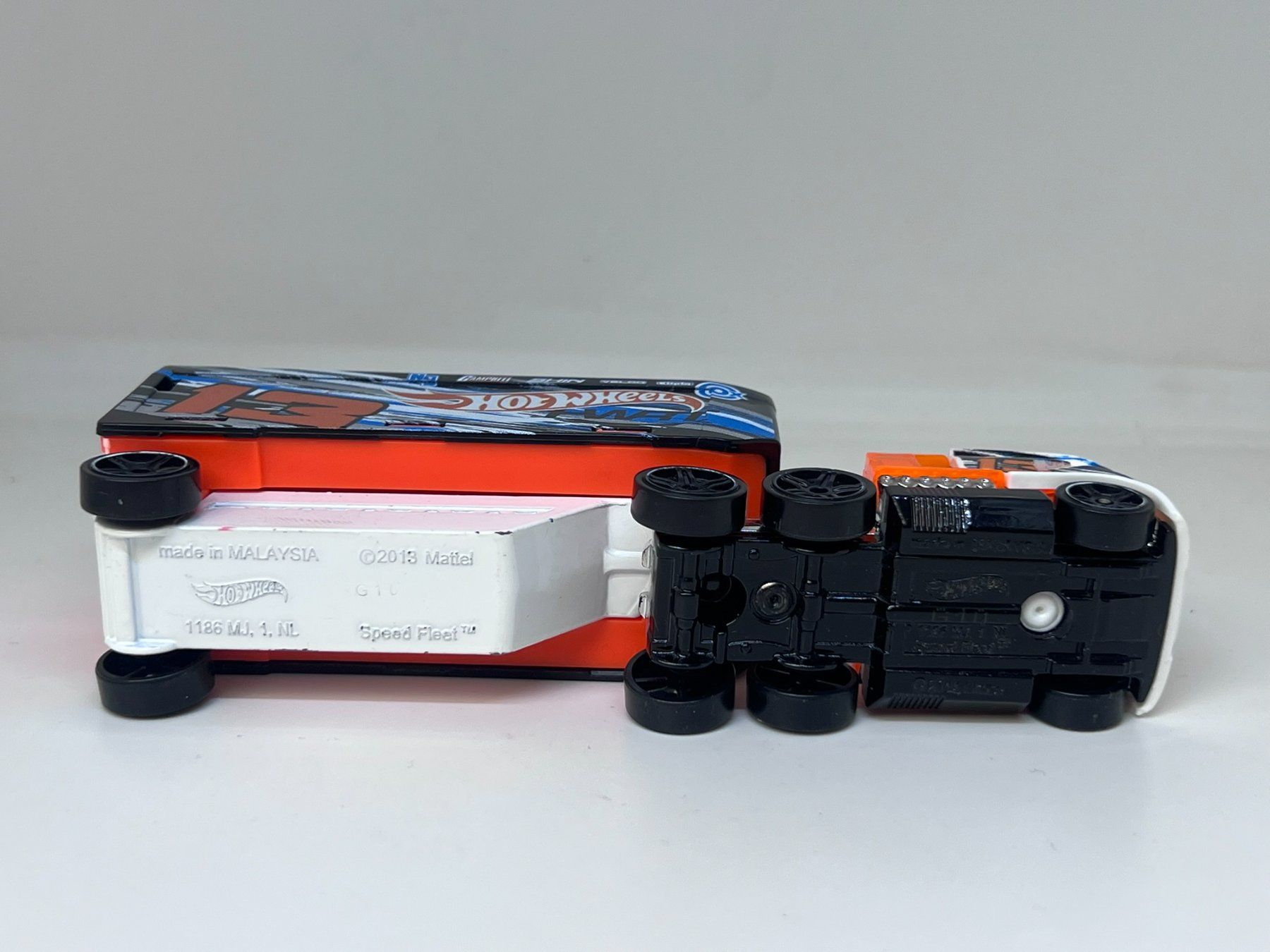 Hot Wheels Modellini d'auto: Hot Wheels Speed Fleet #43 – Usato da Wildegg venduto da LaaBoutique 3