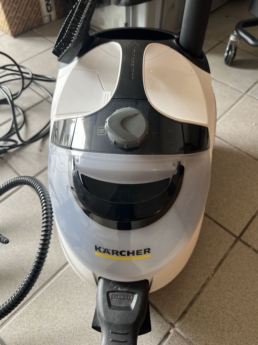 Kärcher Nettoyeurs à vapeur: Kärcher SC 5 EasyFix Iron Plug Dampfreiniger. – Neuf (Voir description) à Schaan par mugerle 1