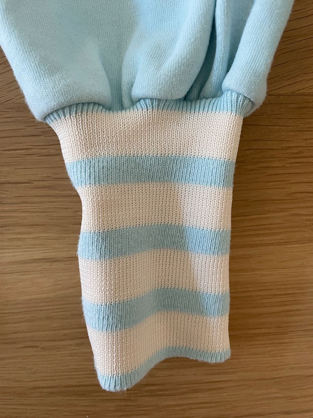 Maglioni & Felpe: Weicher schulterfreier Sweater von GSUS – Nuovo (secondo la descrizione) da Chur venduto da adien 5