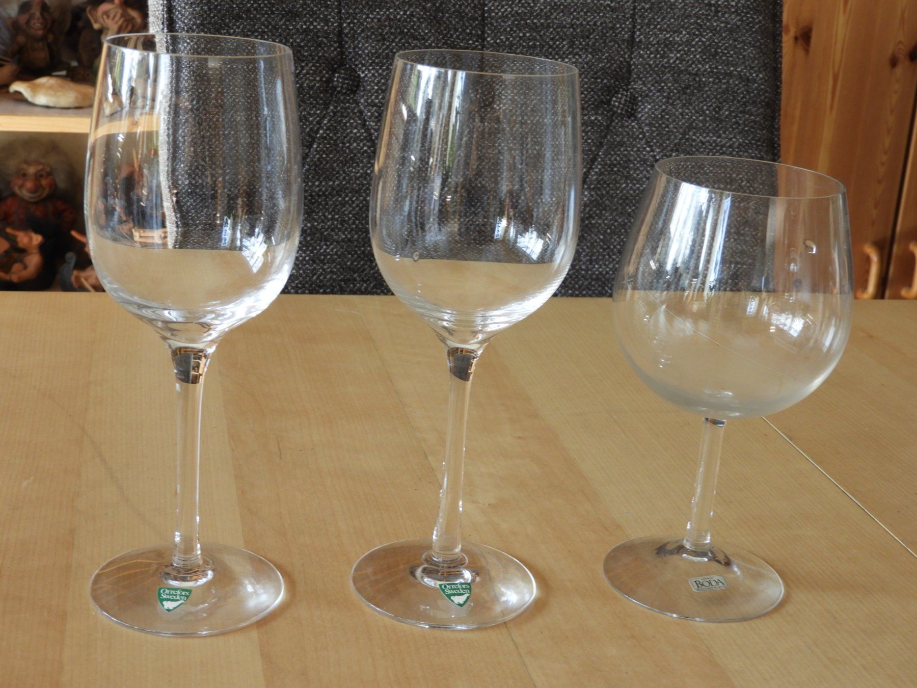 Bicchieri: SET GLÄSER, ROTWEIN,WEISSWEIN, WASSER – Nuovo (secondo la descrizione) da Ettingen venduto da troll-mutter 1