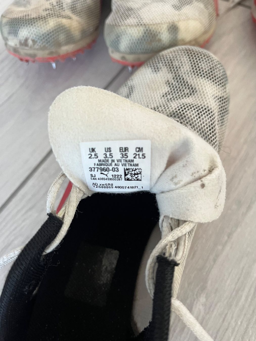 Puma Scarpe da uomo: Gr. 35 Spikes Leichtathletik Pointes PUMA EVOSPEED STAR 8 – Usato da Bettens venduto da rarouby26 2