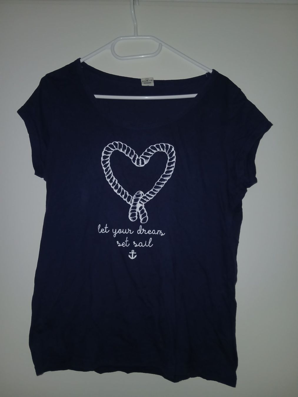 Ellen Amber T-shirt: T-Shirt "let your dreams set sail" – Nuovo (secondo la descrizione) da Bettingen venduto da z_nina11