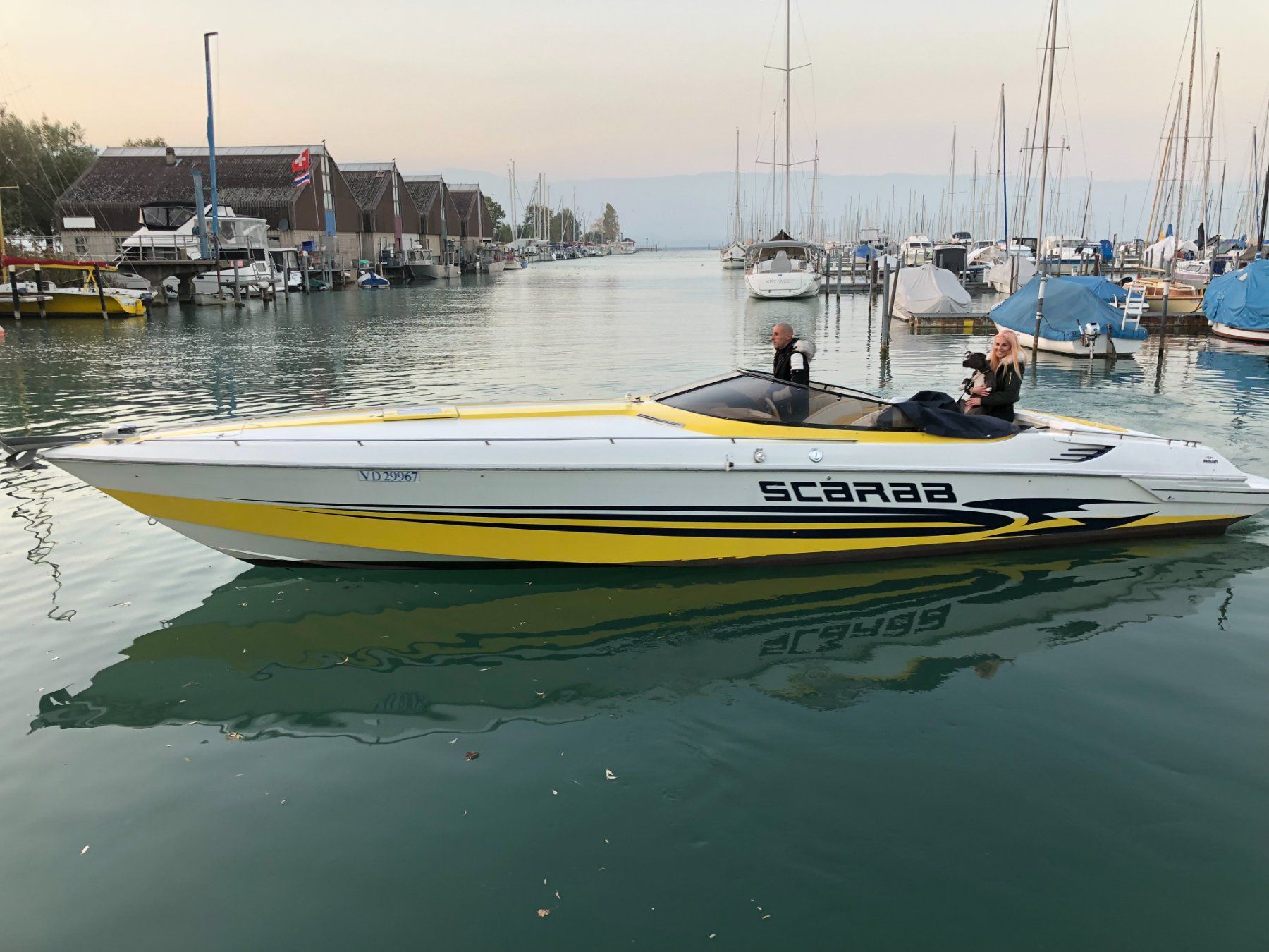 Wellcraft Barche: WELLCRAFT SCARAB 31 EINTAUSCH MÖGLICH - HAFENPLATZ – Usato da Avenches venduto da BOOTTRANSPORTE 2