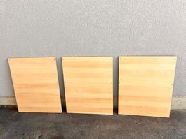 3 tablettes IKEA Komplement effet chêne blanchi.