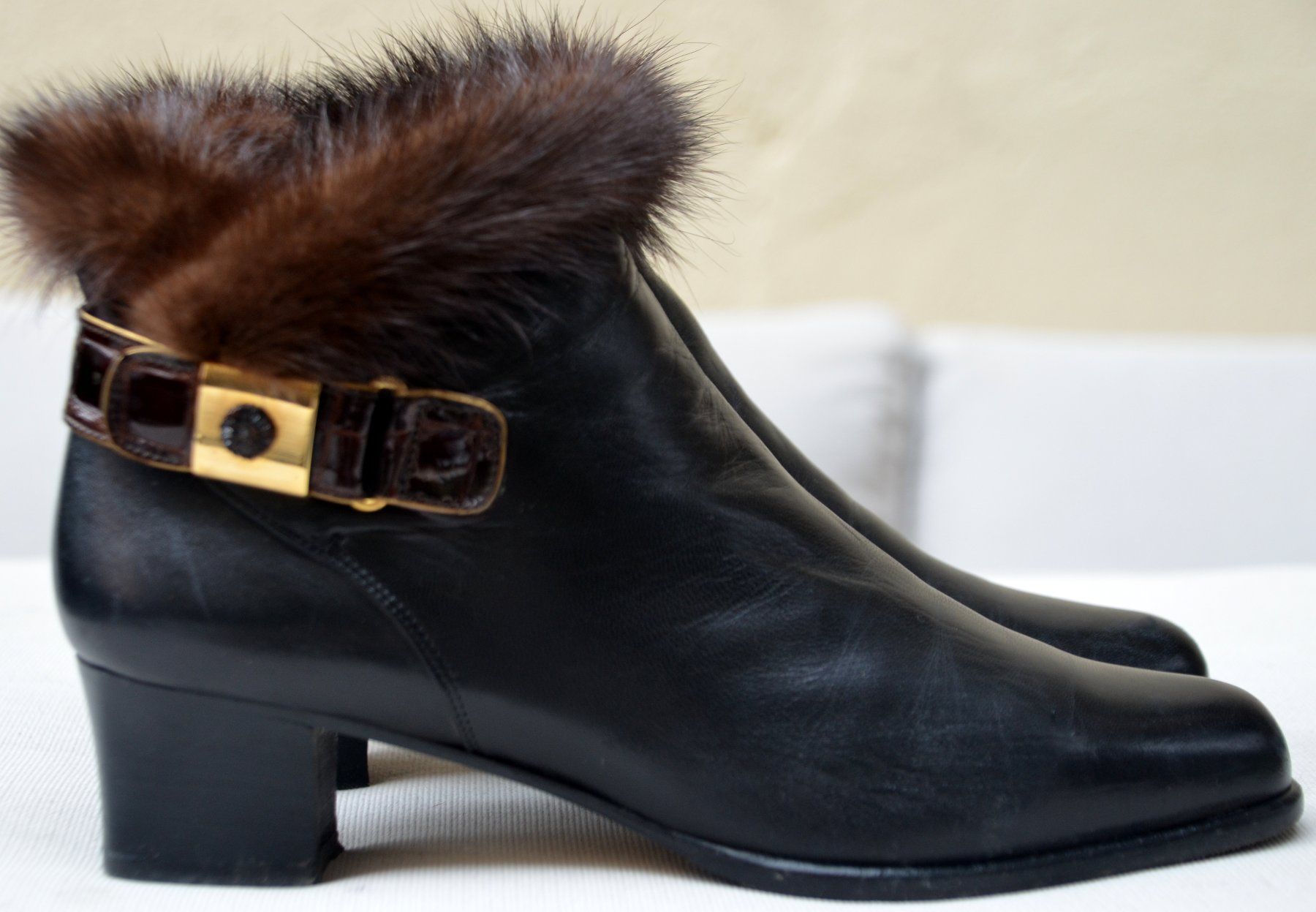 Scarpe da donna: Venezia Stiefeletten / bottines .38.5 – Usato da Collonges venduto da arashee 5