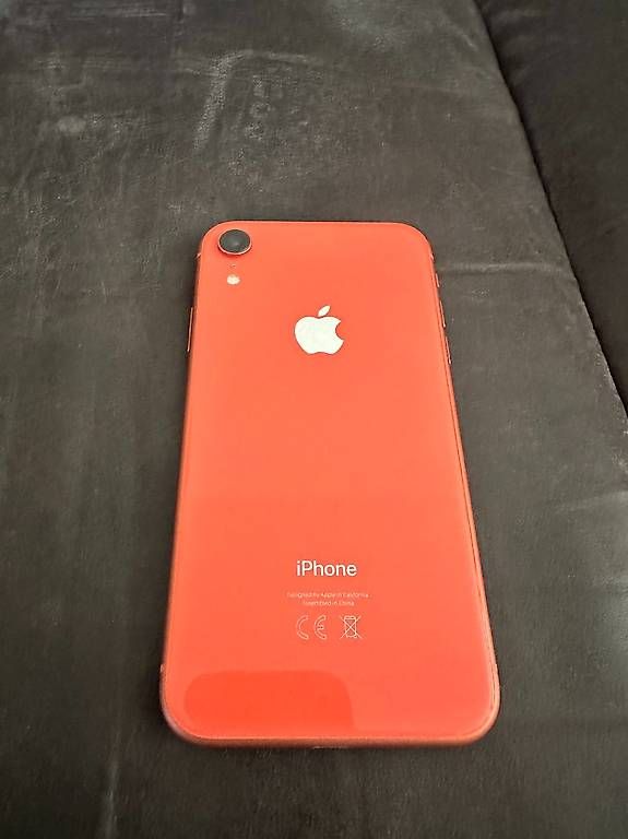 Telefoni cellulari / Smartphones: Iphone XR - 128 GB – Usato da Knonau venduto da Soni2 1