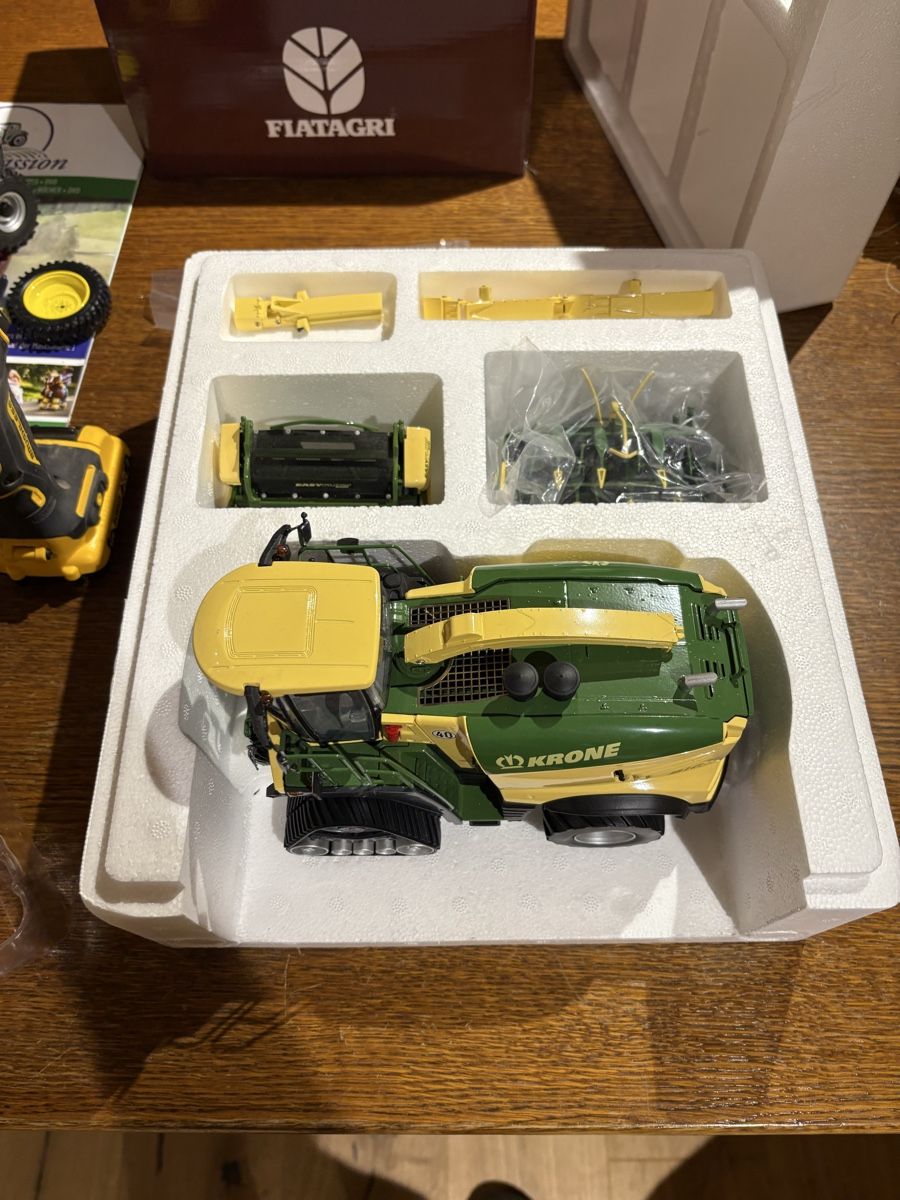 Kit di modellismo & Modellini statici: Krone big x1180 1:32 – Nuovo (secondo la descrizione) da Maracon venduto da tro_chq5 1