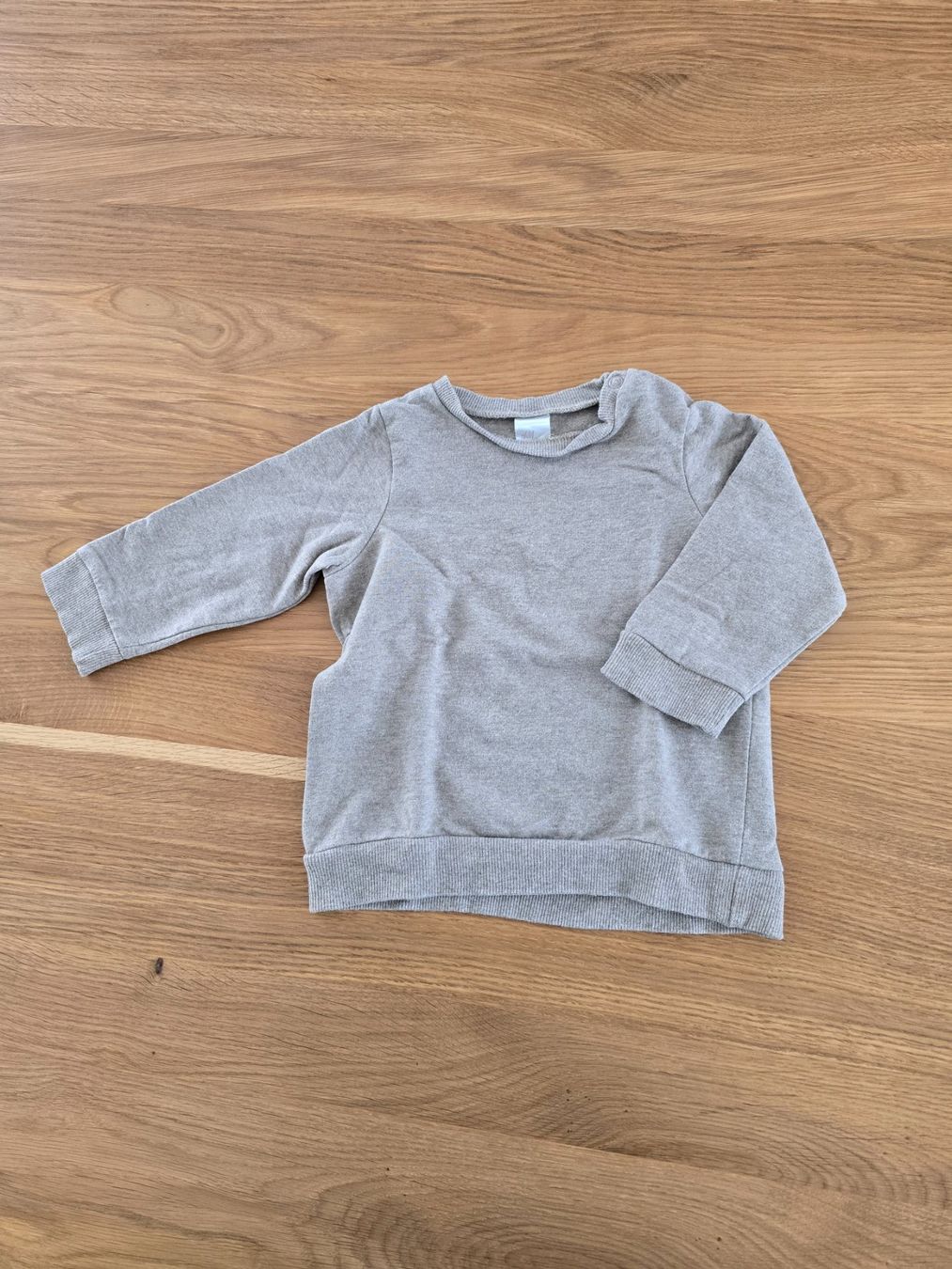 H&M Pullover & Sweatshirts: Pullover Gr. 80 – Gebraucht aus Zäziwil von Seisler