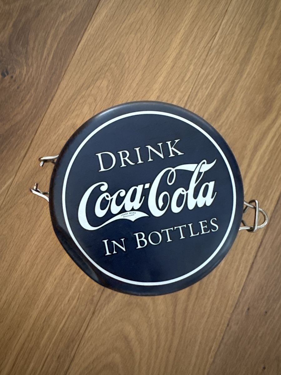 Boîtes à musique: Vintage Blechdose Coca Cola – D'occasion à Liestal par R__Mueller 1