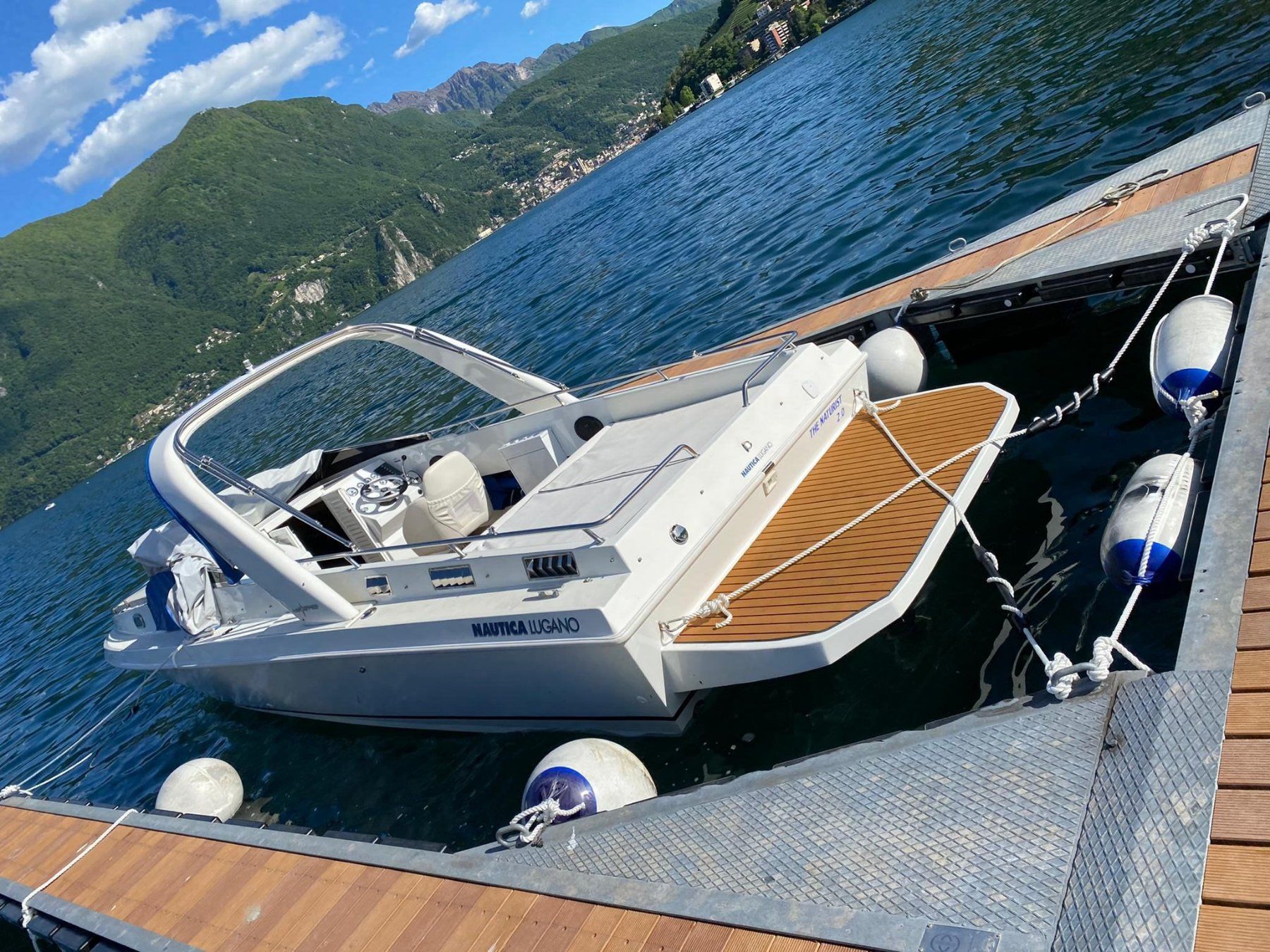 A. Mostes Boote: MOSTES OFFSHORE 8.5 – Gebraucht aus Barbengo von MDSmotors