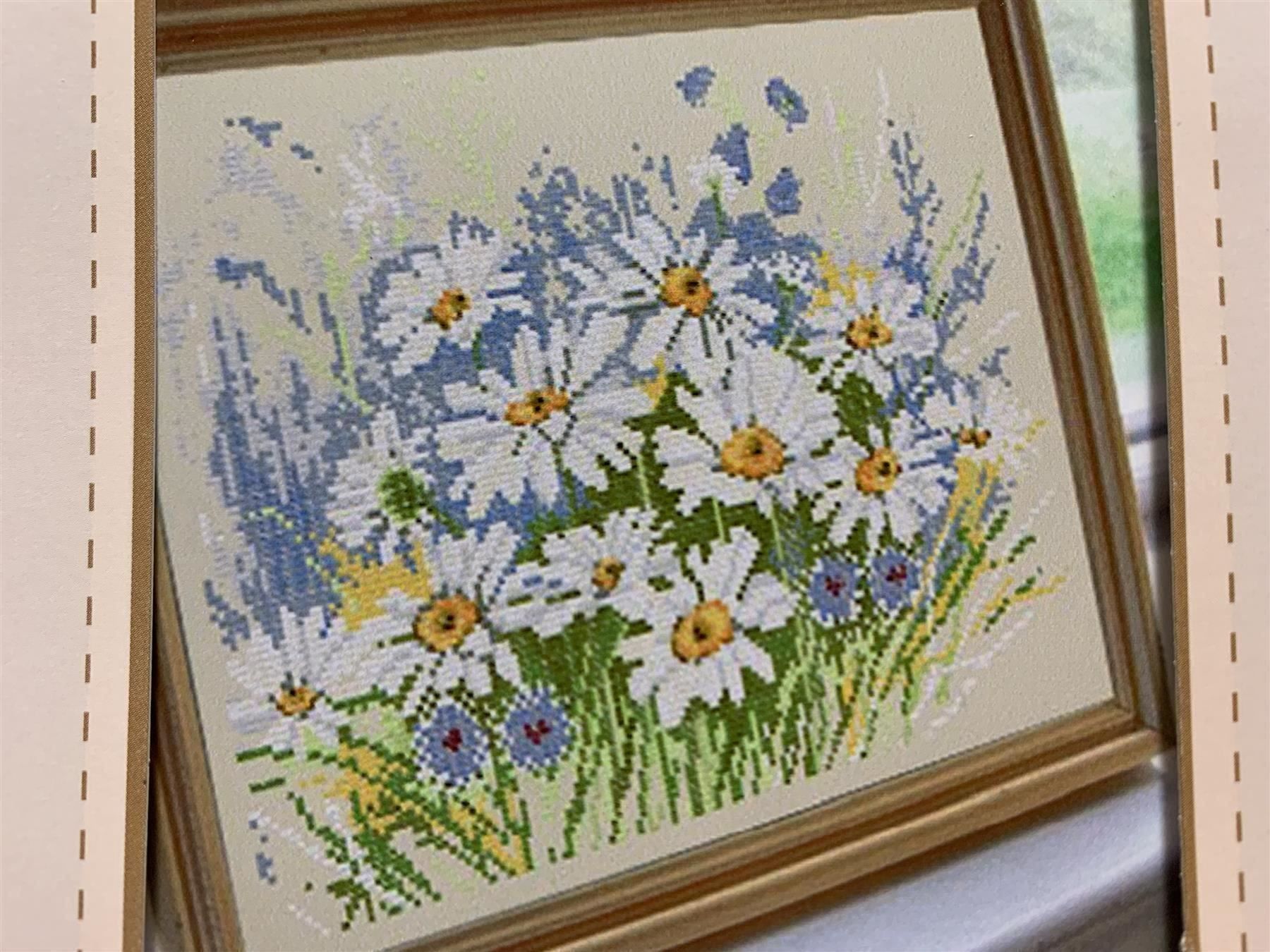 Kit bricolage: Kreuzstich/Cross Stich Blumenwiese – Nuovo e nell'imballaggio originale da Rikon im Tösstal venduto da Alpenmutz 1