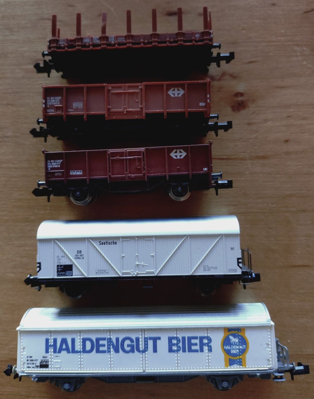 Modellini di ferrovie: verschiedene Güterwagen – Nuovo (secondo la descrizione) da Winterthur venduto da Buchs0