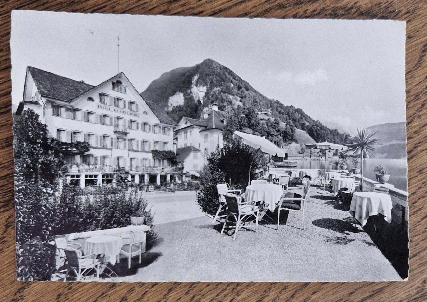 Cartoline postali: Hotel Beau-Séjour, Gersau 1952 – Usato da Ebikon venduto da Donar50