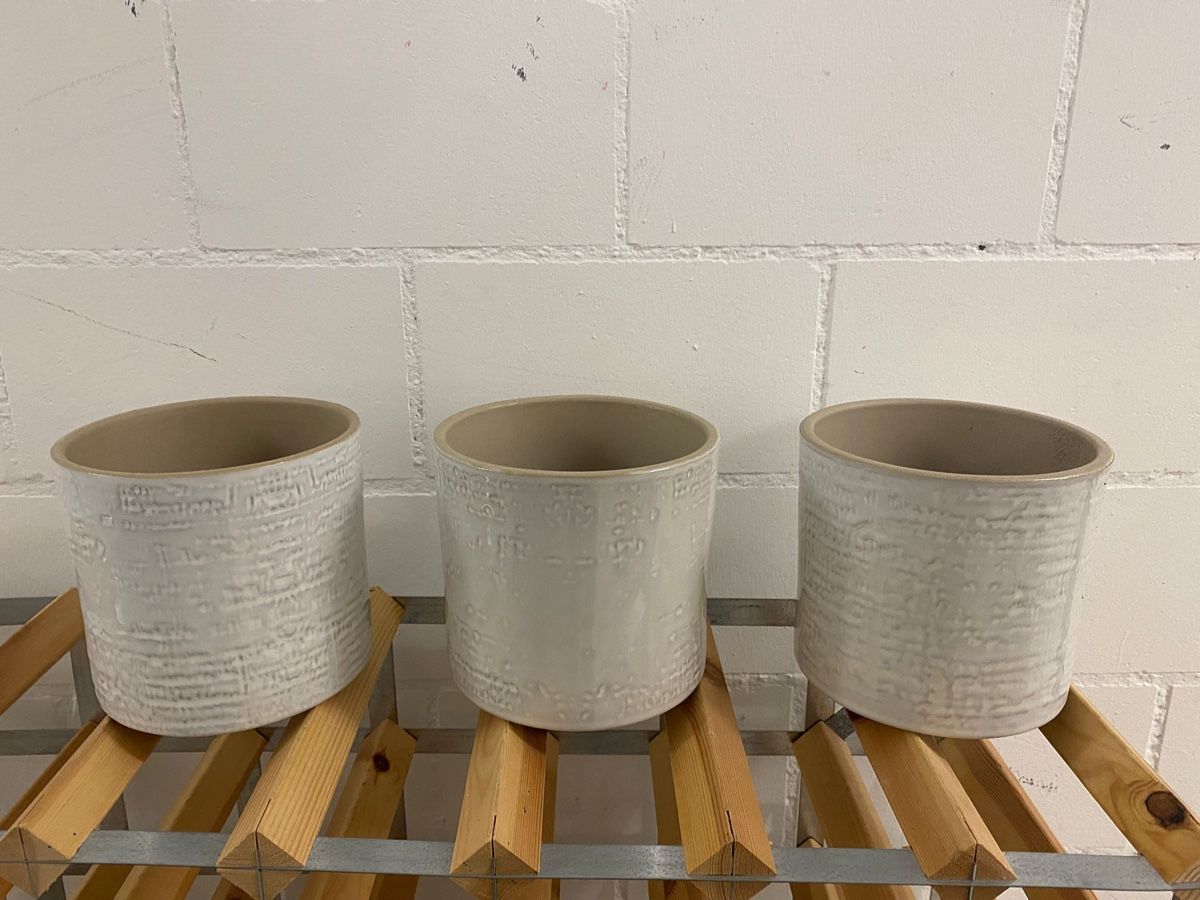 Pots de fleurs: Alle 3 Blumentöpfe – D'occasion à Schöfflisdorf par Niklas02