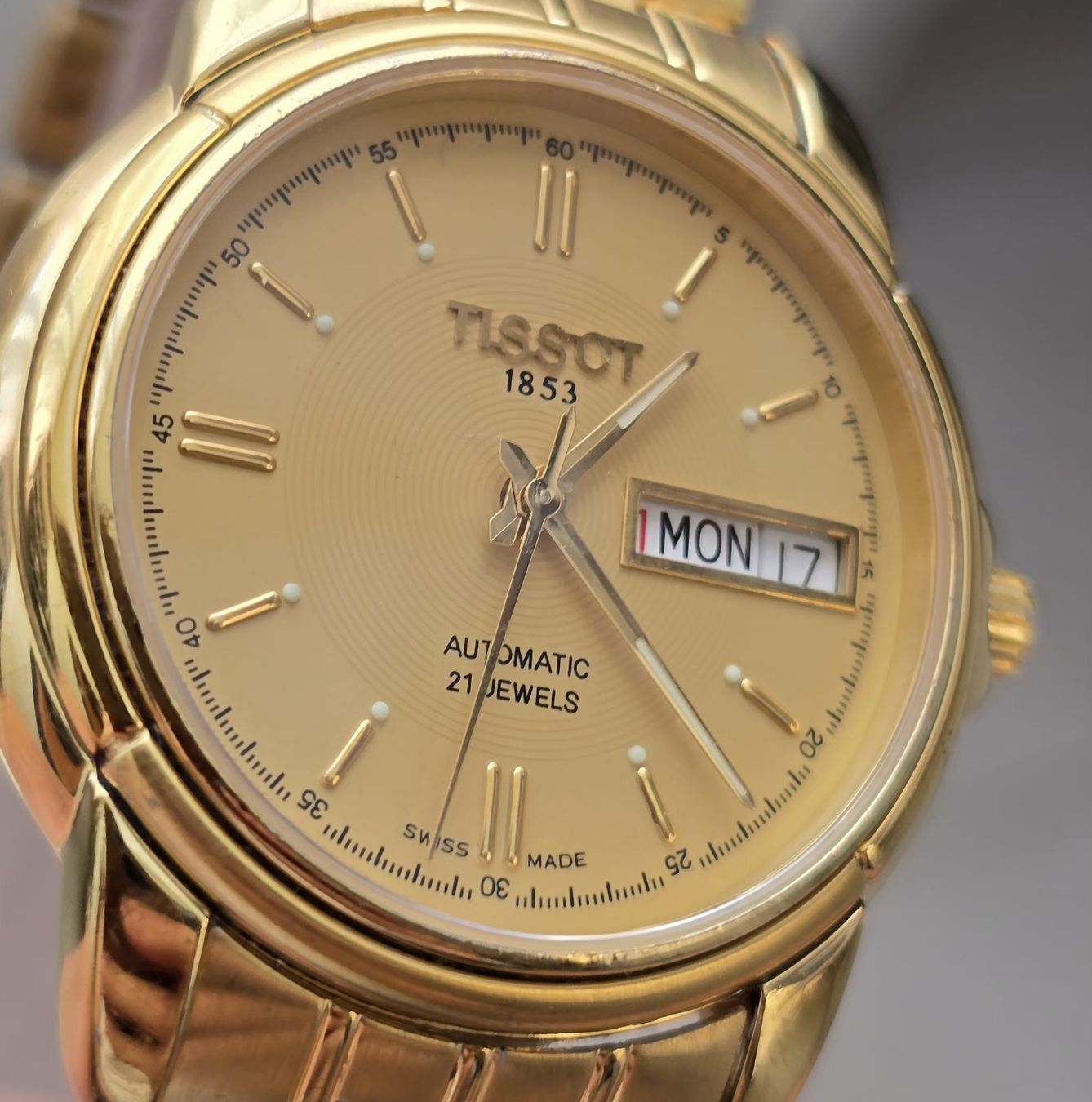 Tissot Uhren: Tissot 1853 Automatic Day-Date 36mm – Gebraucht aus Minusio von AGSuhren 4
