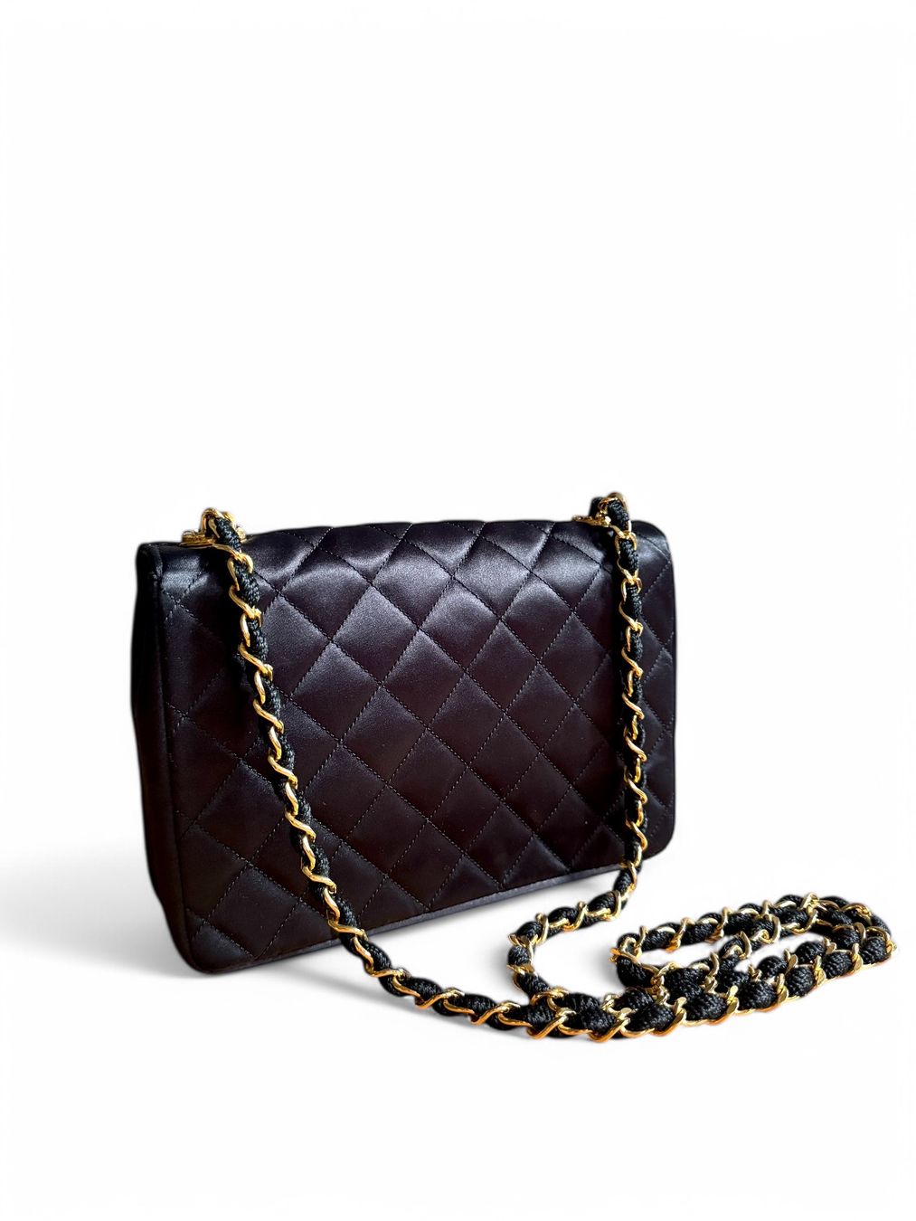 Chanel Borse da donna: Chanel Satin Rhinestone Chain Sac Tasche – Usato da Kriens venduto da hannaandkiko 5