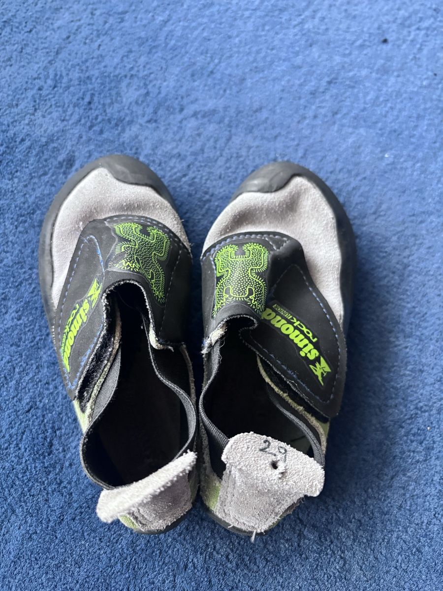 Chaussures garçon: Chaussons escalade Simond Rock Junior pointure 29 – D'occasion à Crans-Montana par fmi_hxb9 2