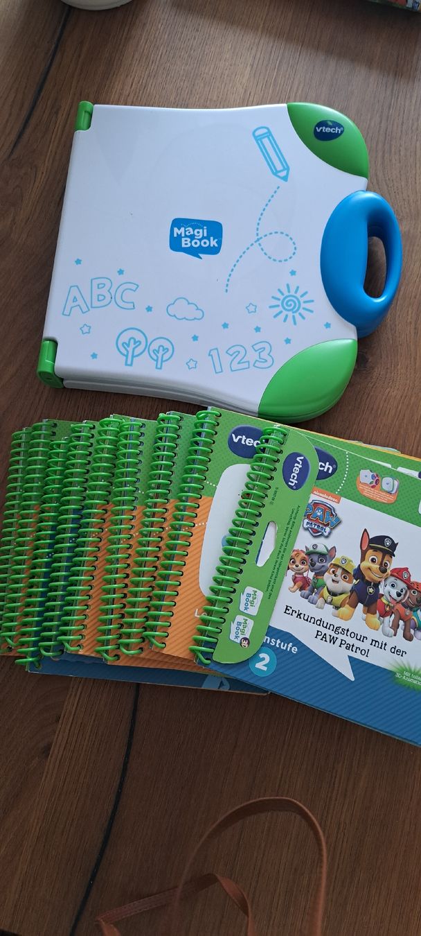 Vtech Giocattoli: magi book vtech+9 bücher – Usato da Berikon venduto da Sheila111