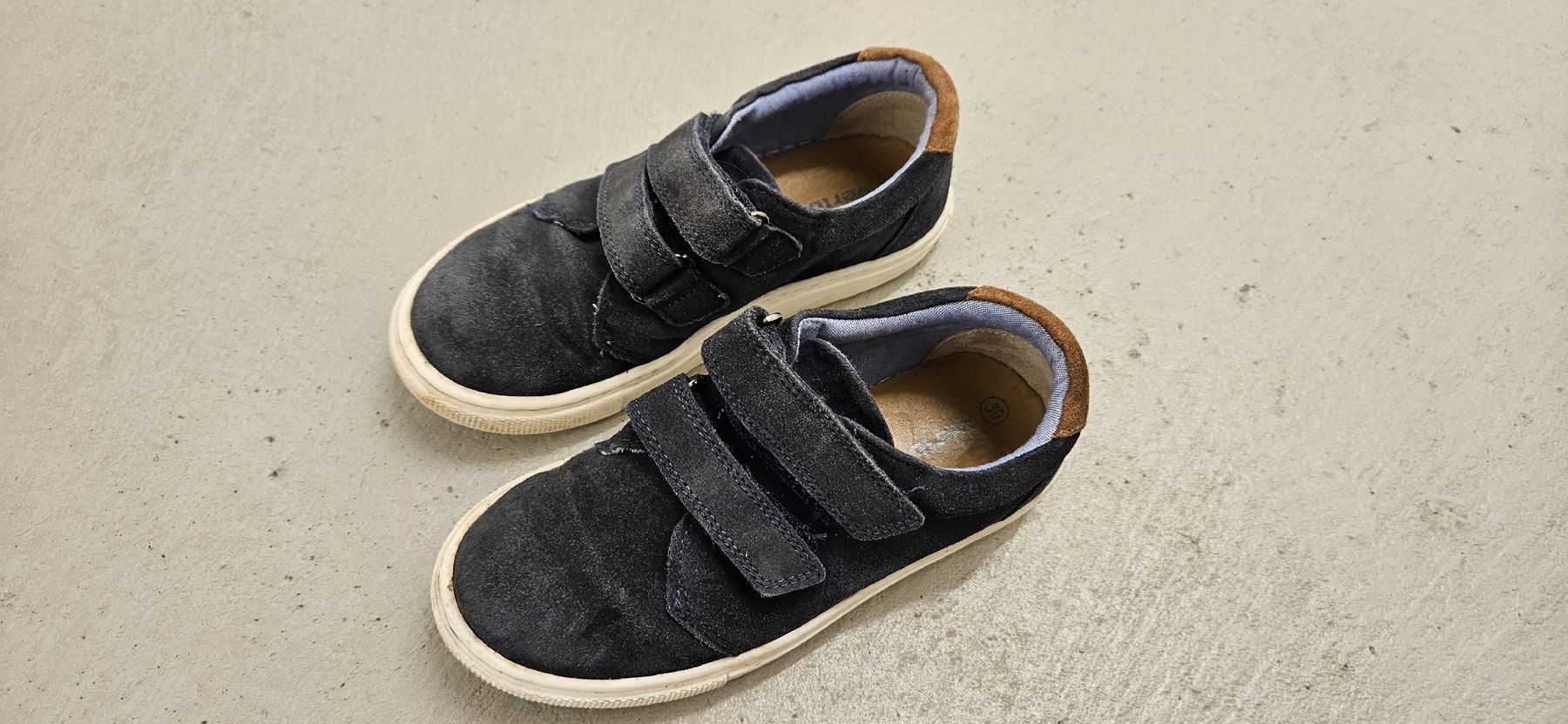 Vertbaudet Scarpe per ragazzi: Schöne Wildleder-Schuhe Gr. 30 – Usato da Fällanden venduto da skimim 2