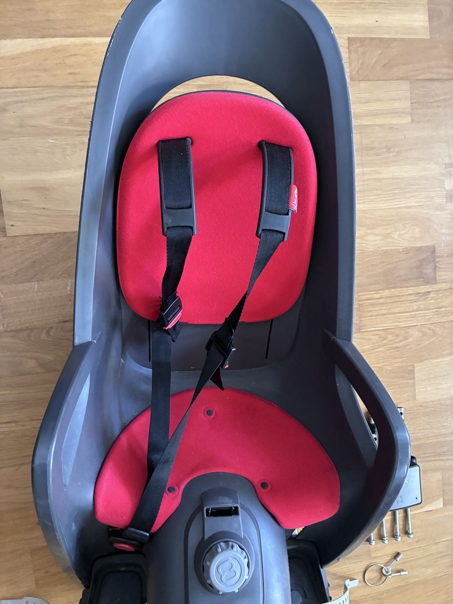 Hamax Pezzi di ricambio: Hamax Caress Fahrradsitz Caress abschliessbar – Usato da Meilen venduto da Thestageisyours 2