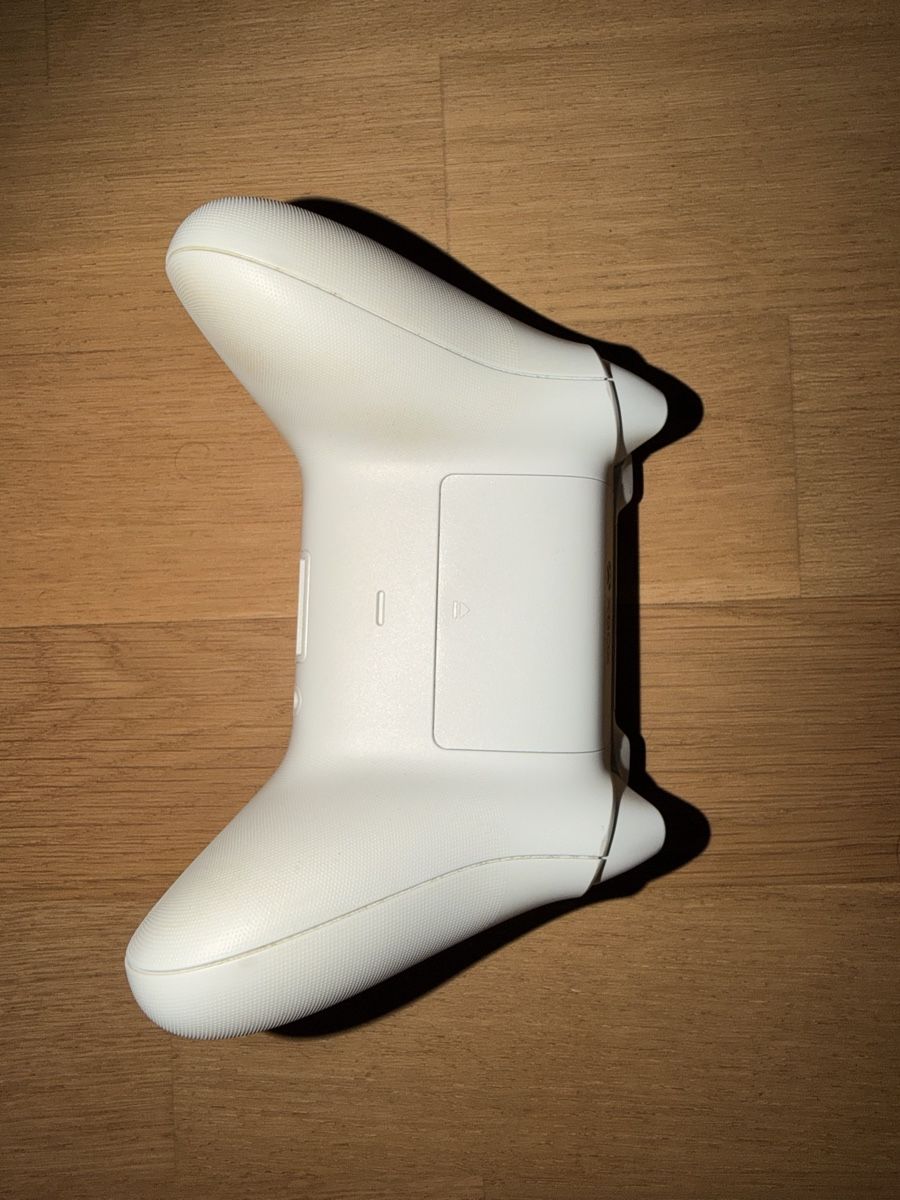 Microsoft Console: XBOX - Series S 512 GB mit Controller – Usato da Dübendorf venduto da RoccoCe 6