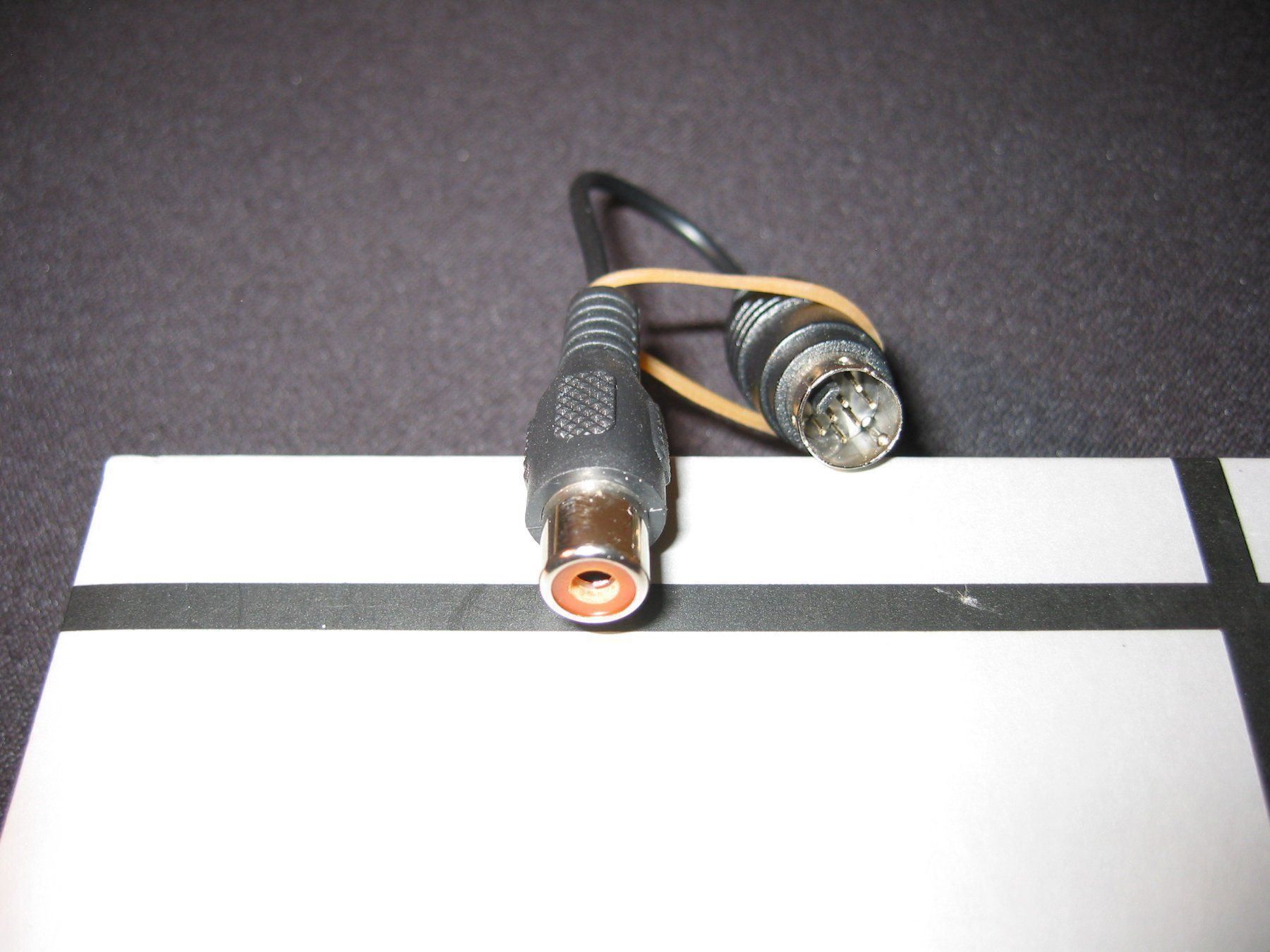 Dell Laufwerke & Adapter: DELL Composite TV-Out Adapter Cable – Neu und originalverpackt aus Oberengstringen von doexpress 4