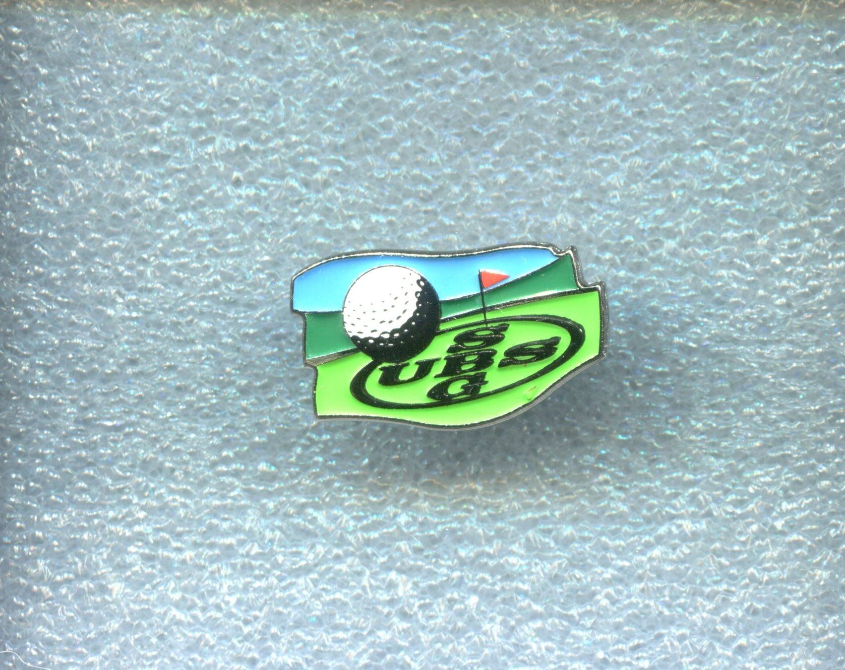 Placchette & Badge: UBS Bank  GOLF – Usato da Winterthur venduto da Sammleroase