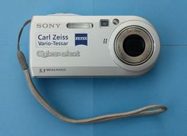 Sony Cyber-shot DSC-P100 Digital Camera mit Zubehör und OVP!