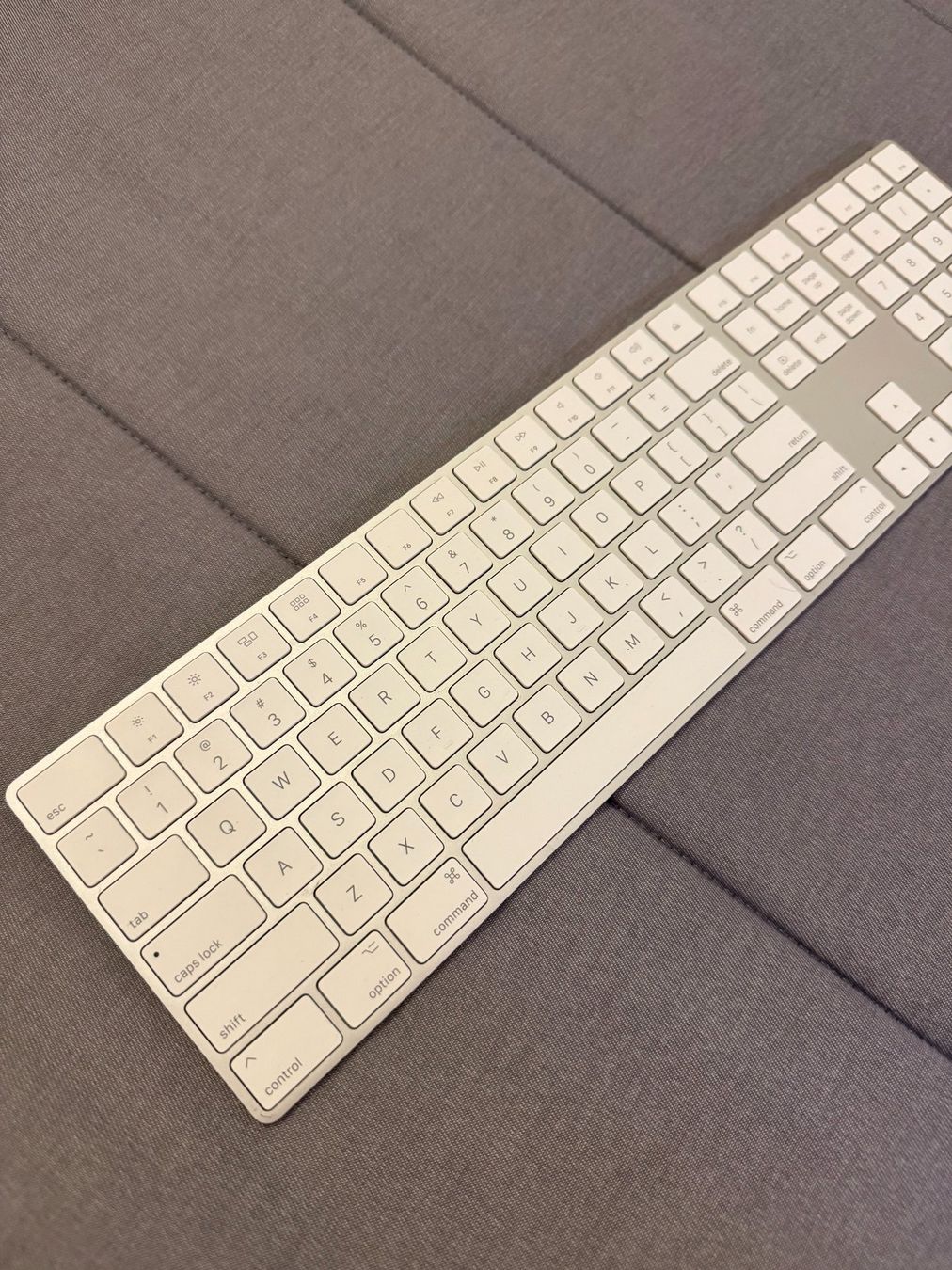 Apple Tastaturen: Apple Magic Keyboard with Numeric Keypad – Gebraucht aus Zürich von mei_wvq7 1