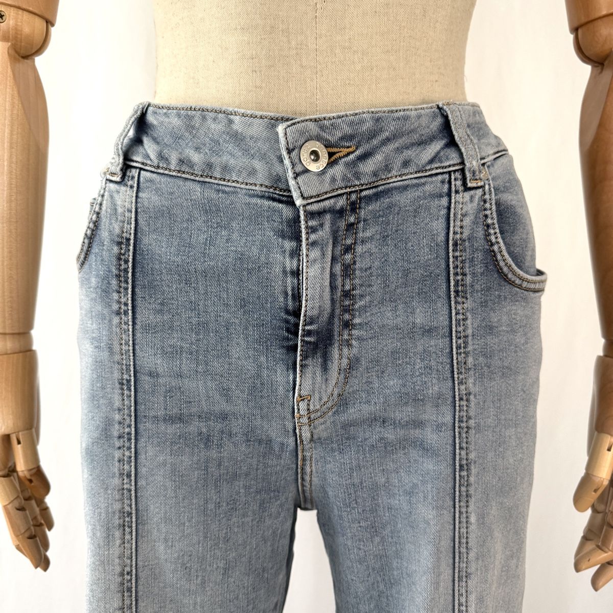 Annette Görtz Jeans: ANNETTE GÖRTZ Jeans – Usato da Emmen venduto da Avviivva_Com2023 3