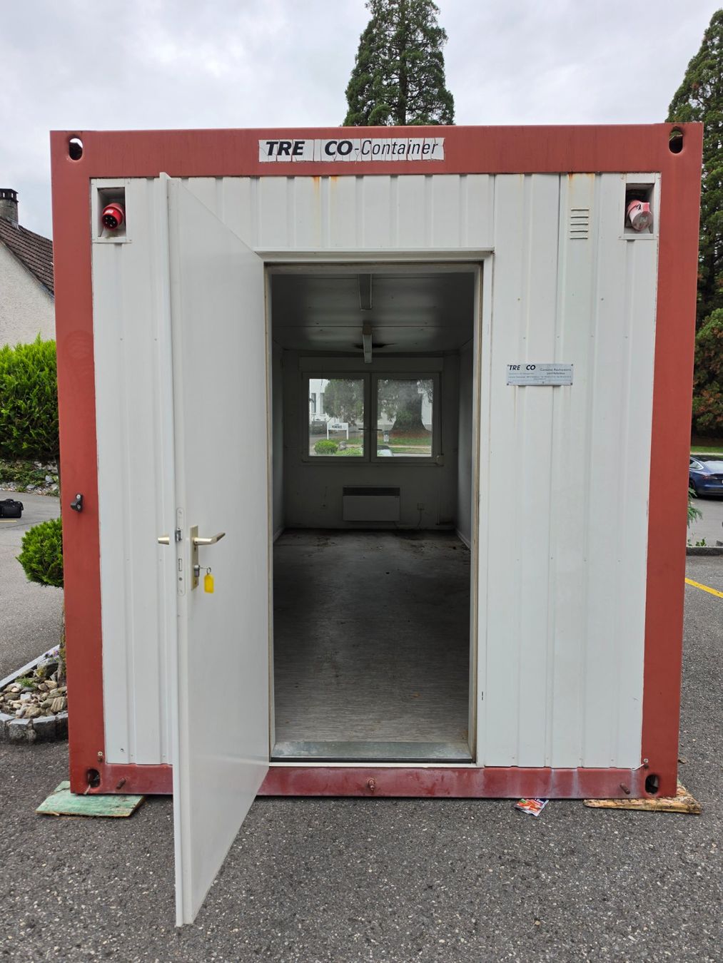 Contenitori edile: Tremco Container mit Elektroanschluss – Usato da Walenstadt venduto da Marco_8880 5