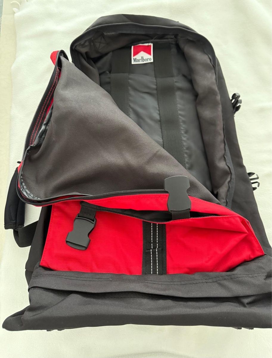 Sacs à dos: Marlboro Rucksack gross – Neuf (Voir description) à Dottikon par 0Micia0 2