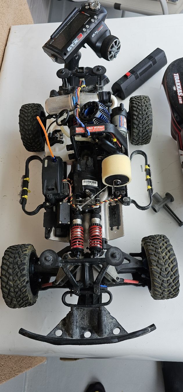 Traxxas Modellismo RC: traxxas slash 3.3 thermique – Usato da Yverdon-les-Bains venduto da Andyg40 3