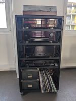 Hi-Fi-Rack aus den 1990er Jahren