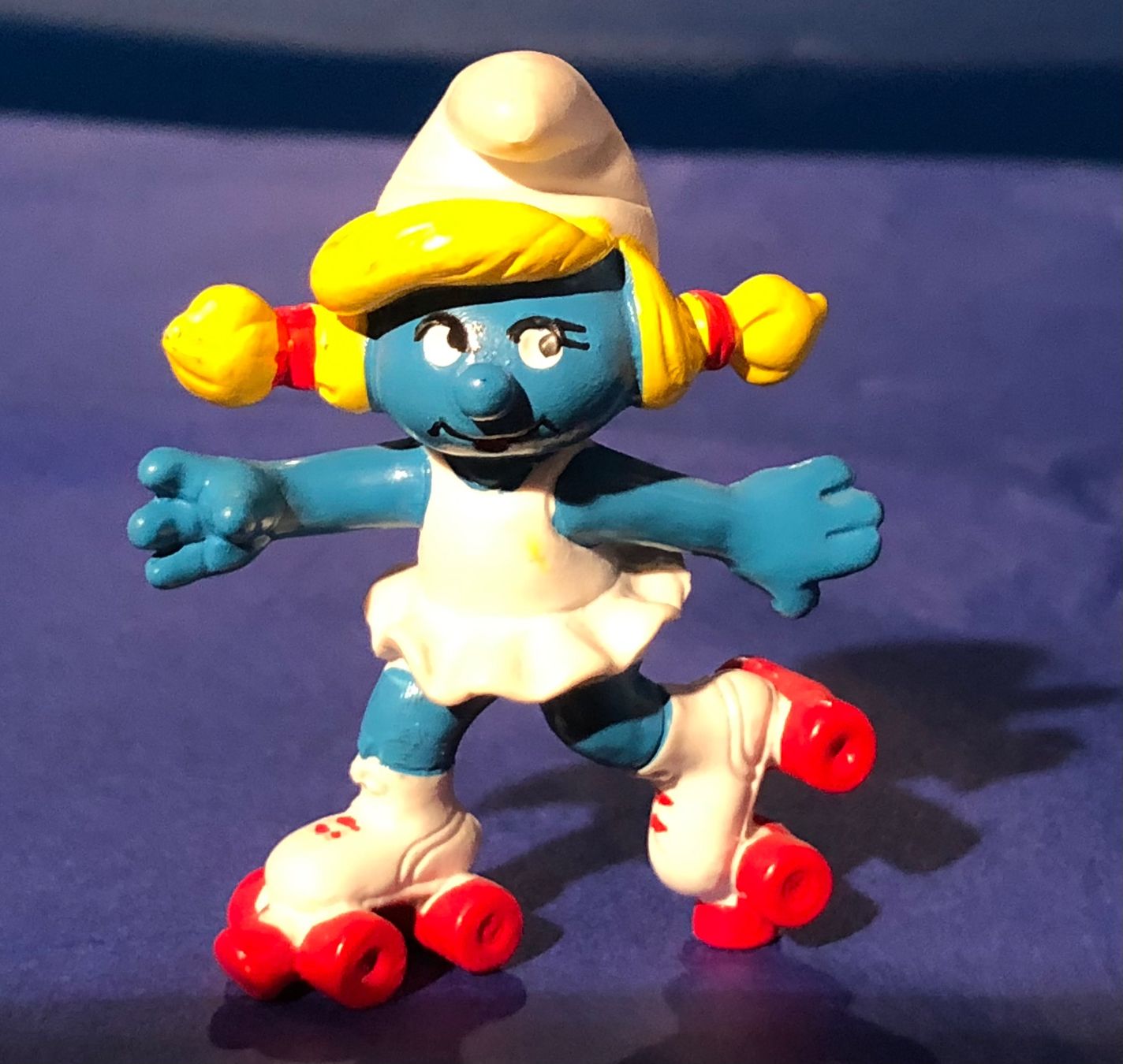 Schleich Statuette: Schlumpfine auf Rollschuhen – Usato da Oberkulm venduto da Weberlisa
