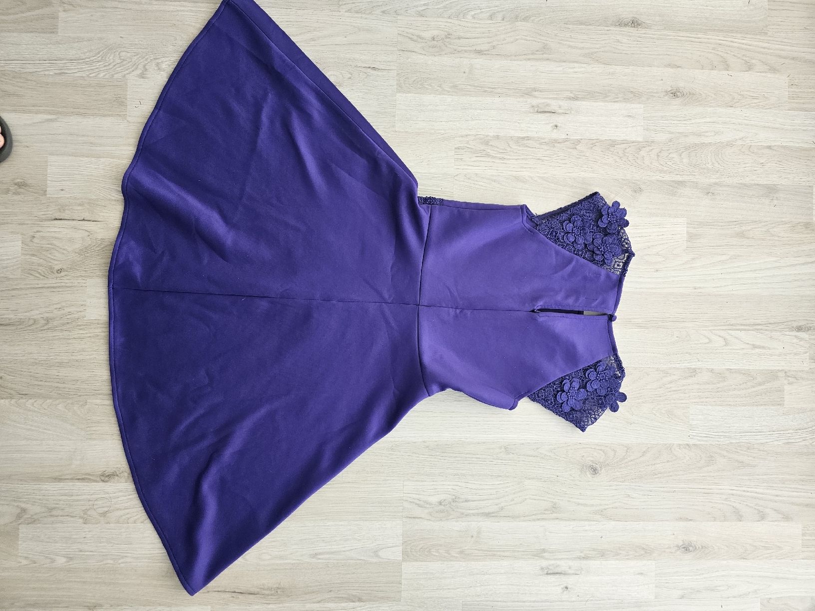 Robes et jupes: Festkleid Gr. 158  – D'occasion à Bätterkinden par Pescelino 3