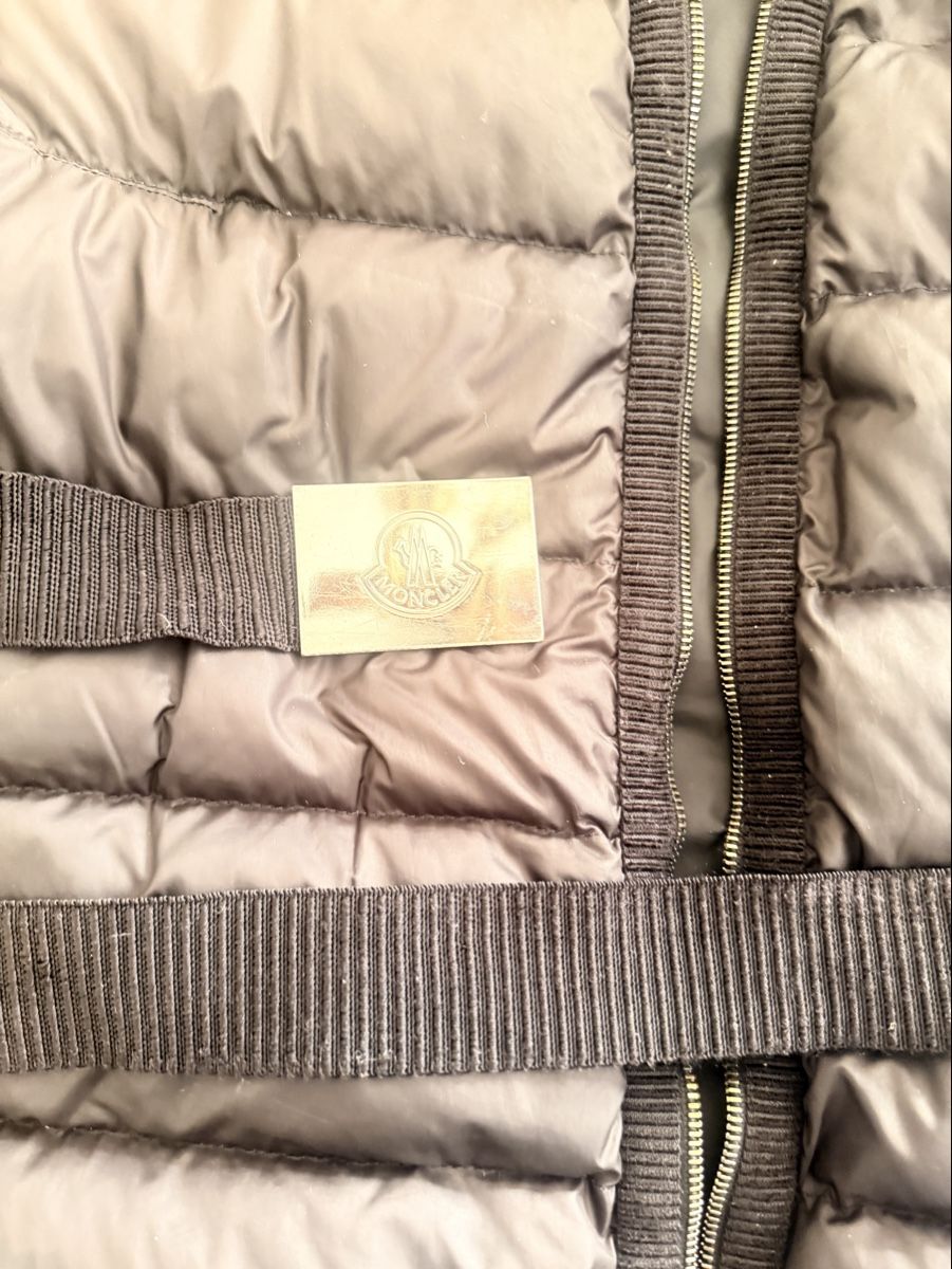 Moncler Giacche: Doudoune veste  Moncler  taille 4 parfait état – Usato da Collombey venduto da canny76 8