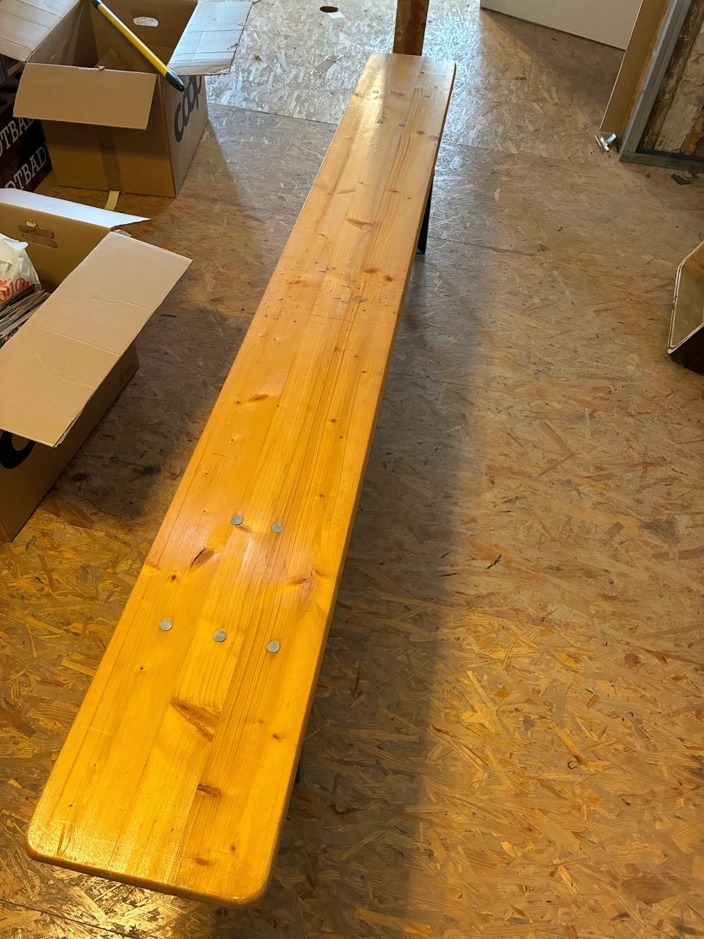 Set de table et chaises: Festbankgarnitur ab 1.- – D'occasion à Olten par stabilo32 3