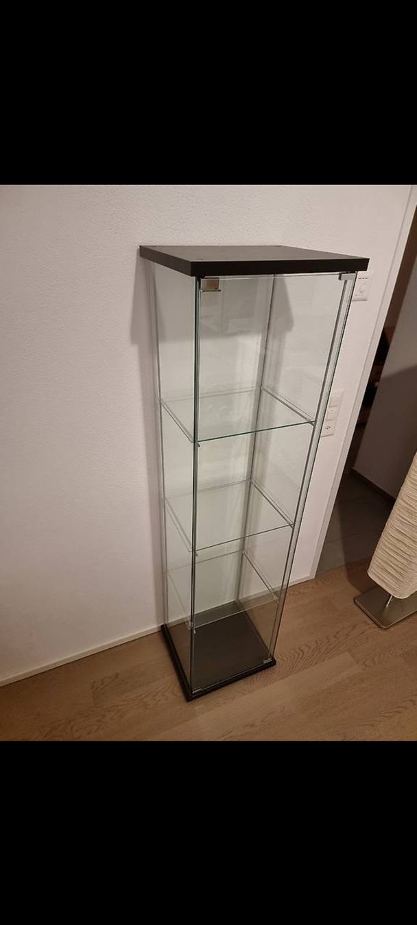 Ikea Vetrine: Ikea Detolf Vitrine – Usato da Islikon venduto da smok20 1