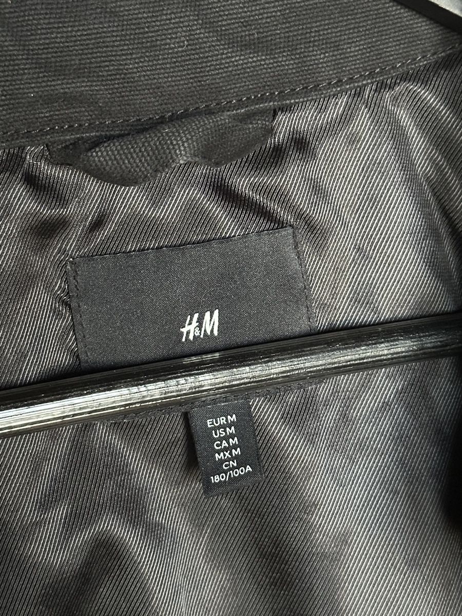 H&M Giacche: Black H&M Cropped Fireman jacket – Nuovo (secondo la descrizione) da Villars-Burquin venduto da Iliasso 2