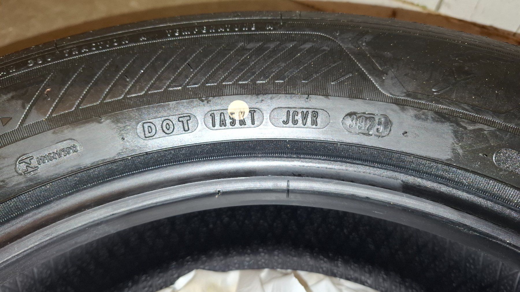 Pneus & Kompletträder: Absolut neuwertig! 39/25! Good Year Sommerreifen 215/60R17 – Neu (gemäss Beschreibung) aus Volketswil von Tinkertown 4