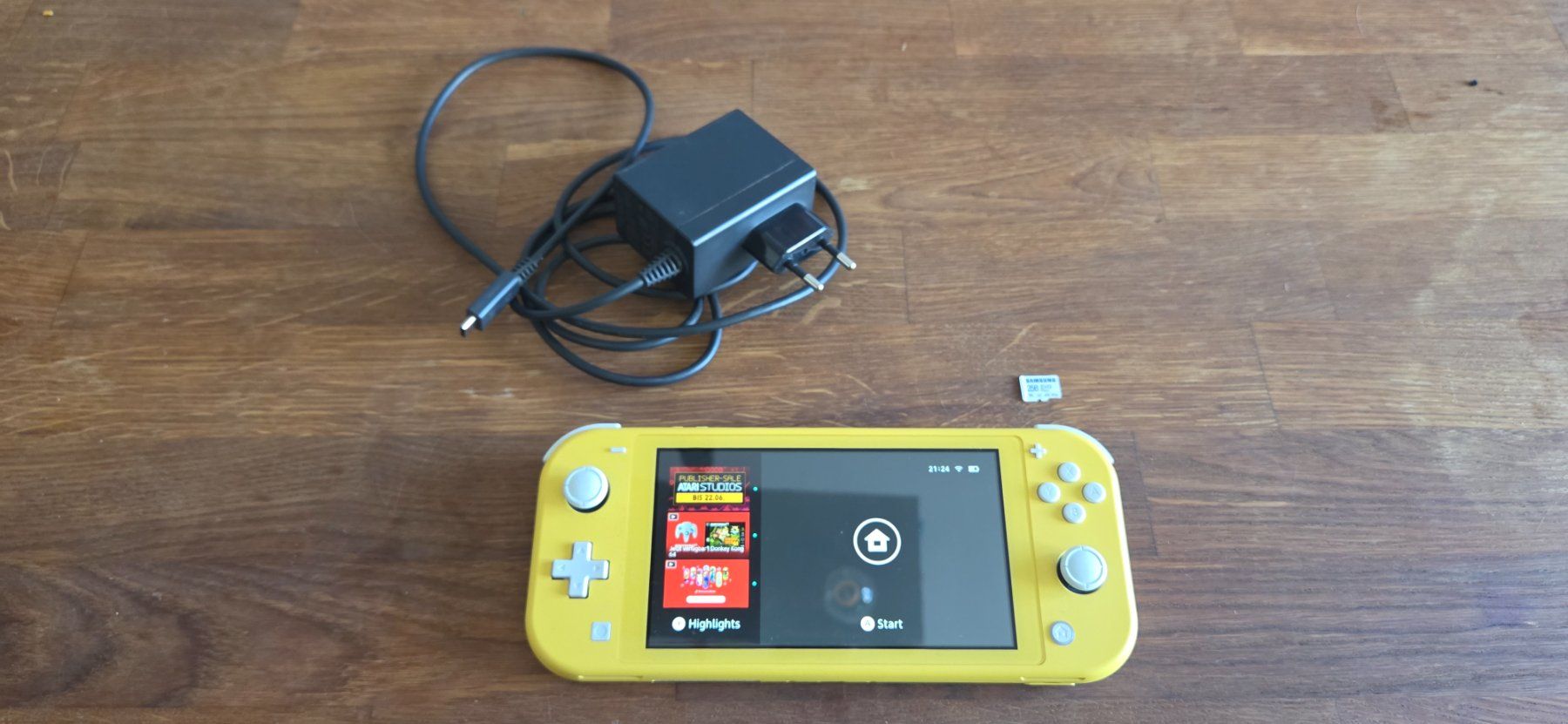 Nintendo Konsolen: Nintendo Switch Lite – Gebraucht aus Winterthur von Mikuraj