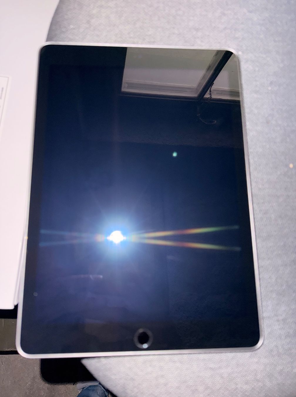 Apple Tablet PC: iPad 128G avec four protection / port. Écran – Usato da Bévilard venduto da min_Bron 4