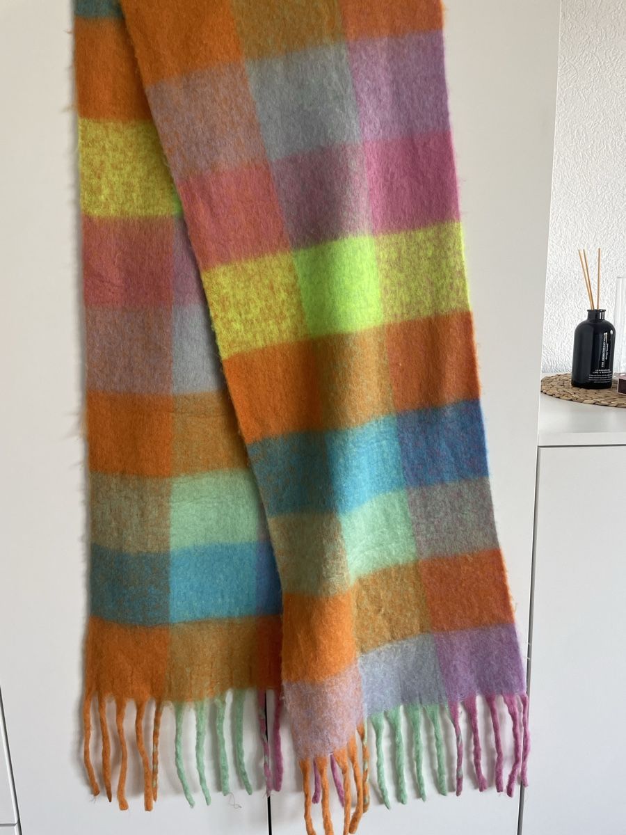 Foulards & écharpes: Écharpe multicolores – Neuf (Voir description) à Felsberg par giu_tk67