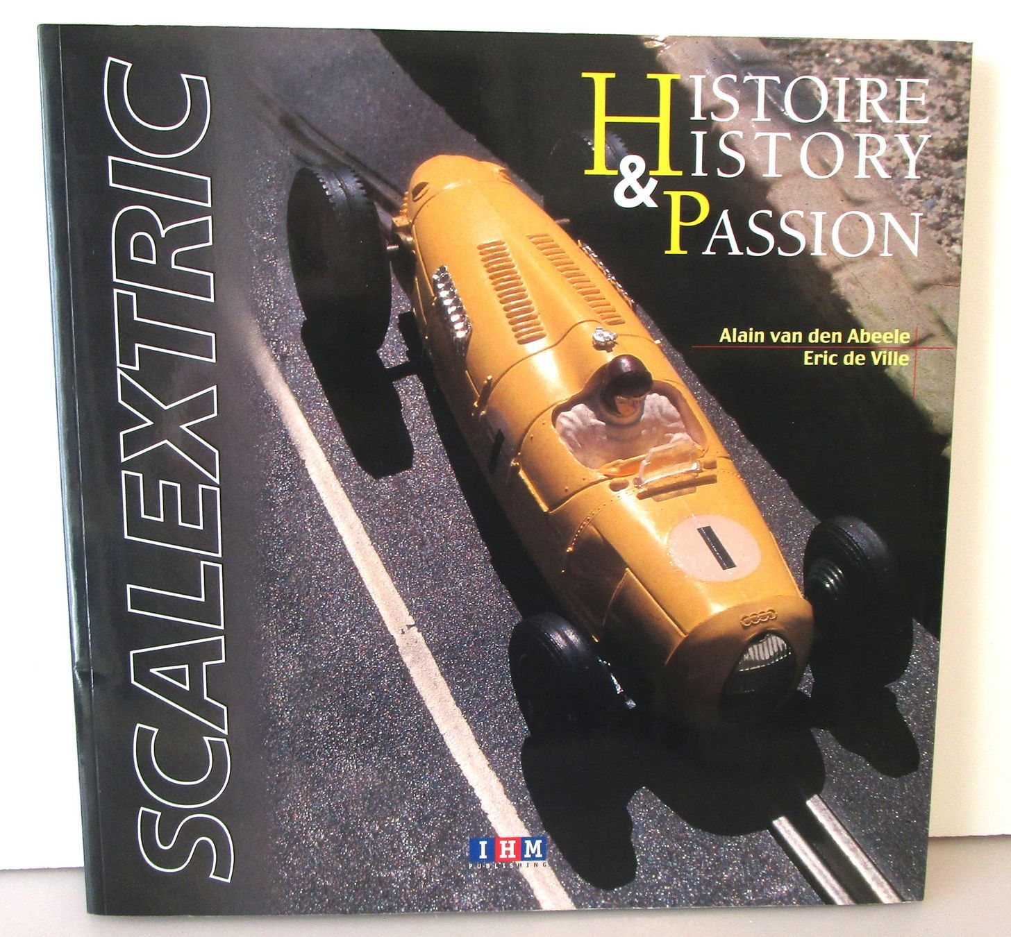 Libri: LIVRE SCALEXTRIC HISTOIRE PASSION – Nuovo (secondo la descrizione) da Chêne-Bourg venduto da breno56