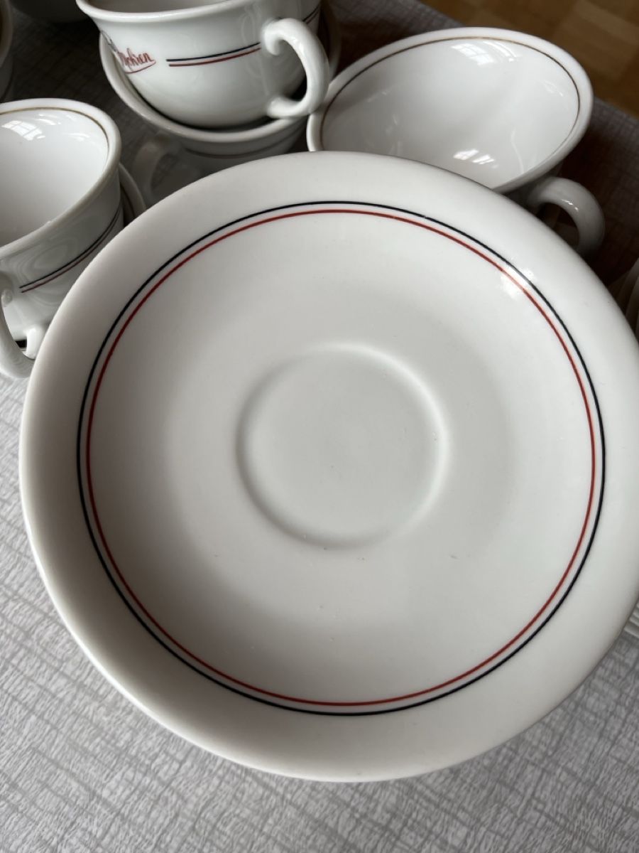 Set di piatti: Altes Langenthal Porzellan – Usato da Huttwil venduto da kim_f87x 2