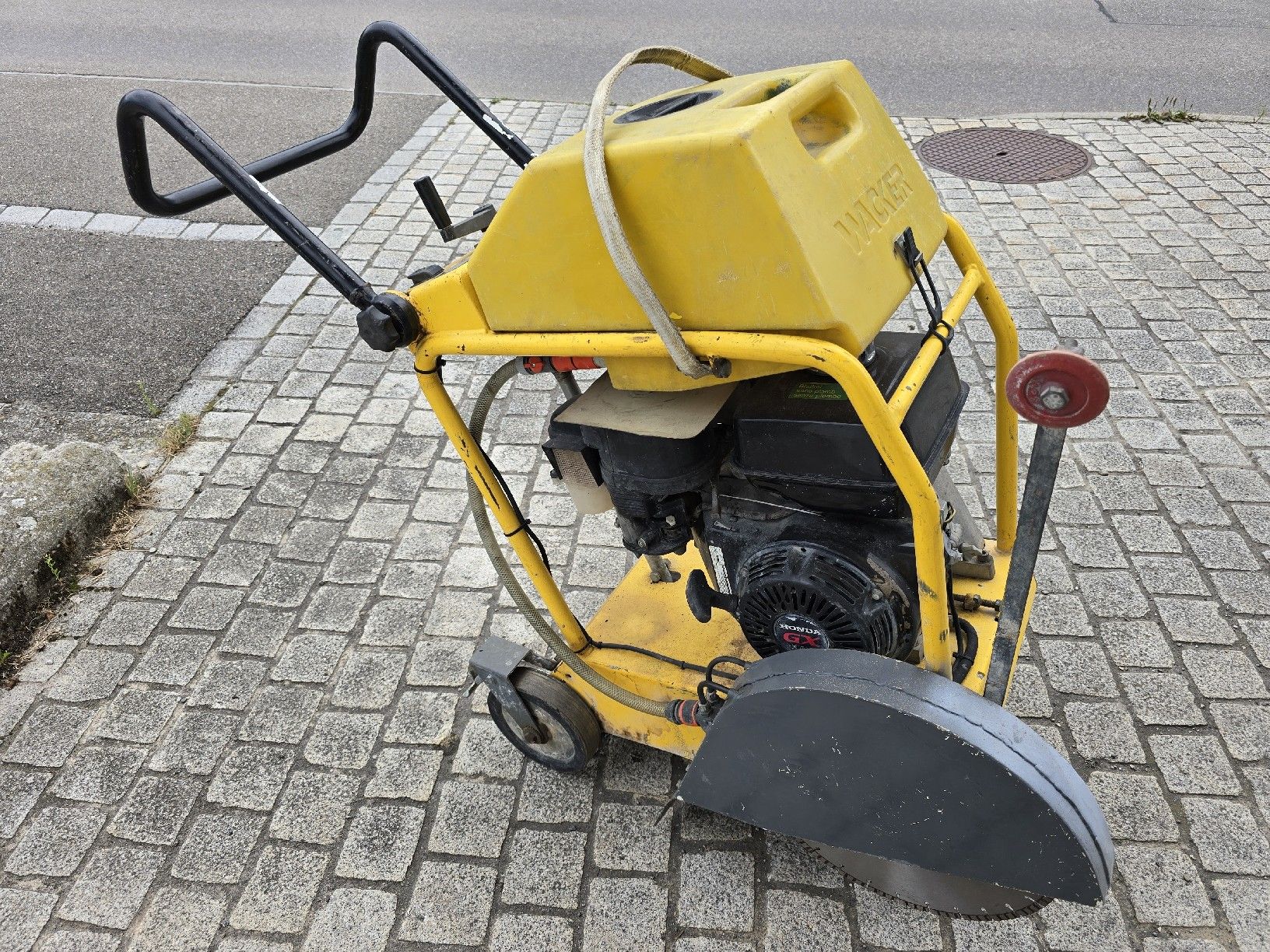 Wacker Neuson Tutte le macchine: Fugenschneider Wacker mit Honda Motor - Top! – Usato da Lachen SZ venduto da Profi.24 3